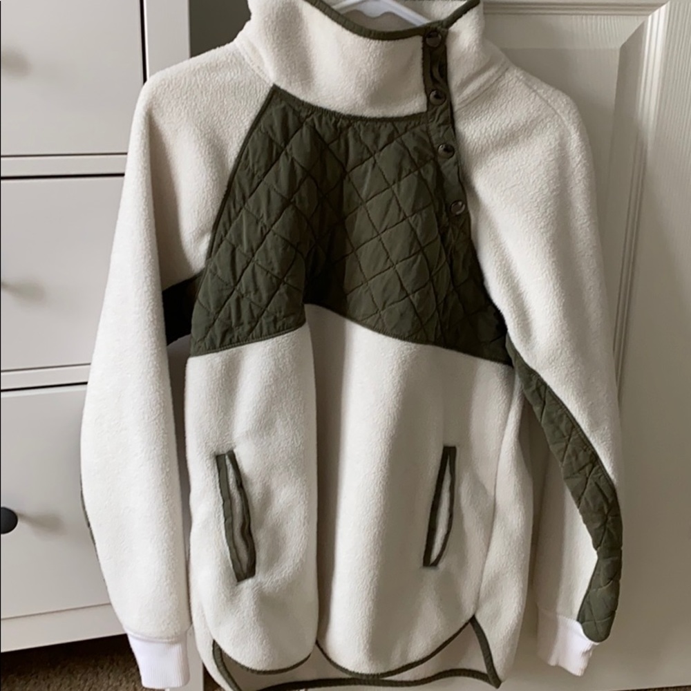 Fleece Pullover